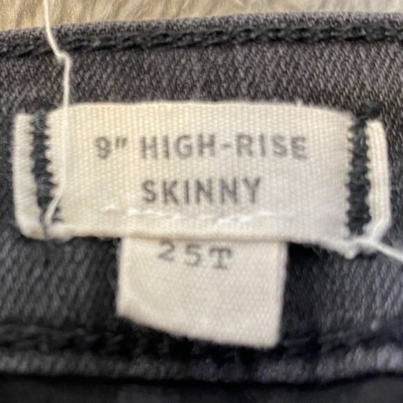 Madewell Womans Jeans 25T Black with Frayed Hem Distressed High-Rise Skinny - Picture 4 of 16